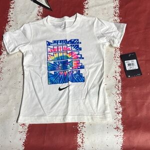 Nike Kids White Tee with Blue and Pink Graphic size 4t